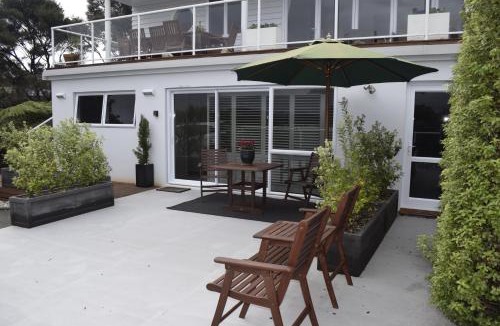 Russell Apartment | The Sails