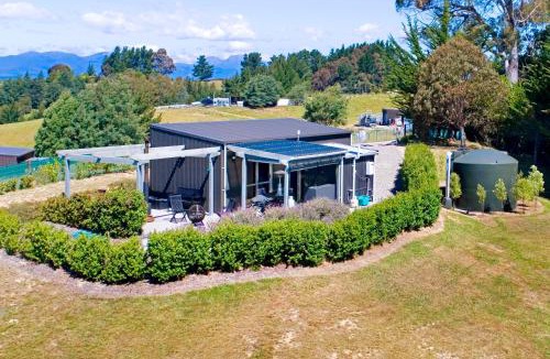Mapua Apartment | The shed with a view