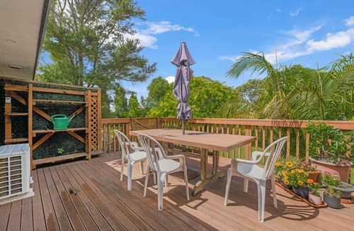 Greenhithe Apartment | The Studio Modern Charm Peaceful Garden Surrounds