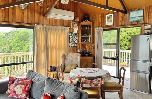 Kakanui House | The Surf Bach Kakanui
