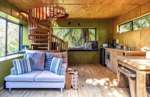 Oneroa Cabin | The Treehouse Waiheke Island