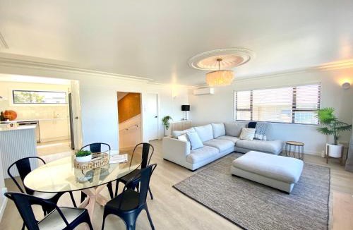 Omokoroa House | The Views - Omokoroa