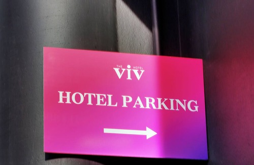 Te Aro Hotel | The Viv Hotel Wellington