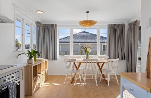 Taupo House | The White Veranda - classic character and modern comfort