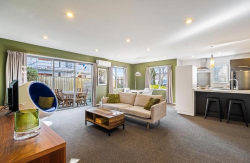 Edgeware House | The Wild Fern by Aotearoa Escapes