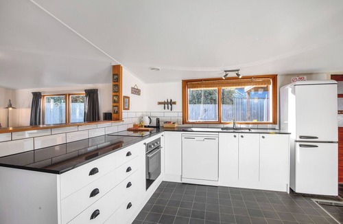 Methven House | Thimble Cottage - Methven Holiday Home