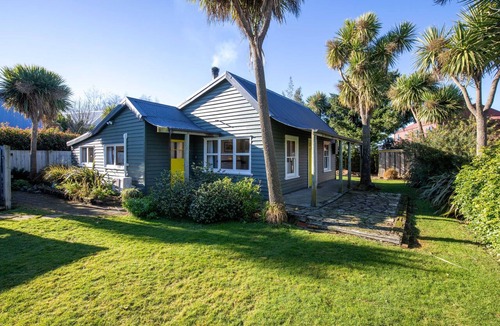 Methven House | Thimble Cottage - Methven Holiday Home