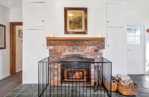 Methven House | Thimble Cottage - Methven Holiday Home