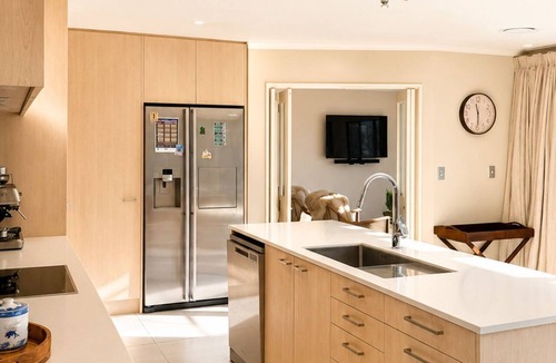 Lower Shotover House | Thirty-One on Ferry - away from home in beautiful Queenstown