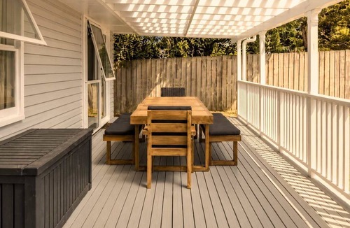 Oneroa House | Ti Cottage - Walk to Oneroa Village