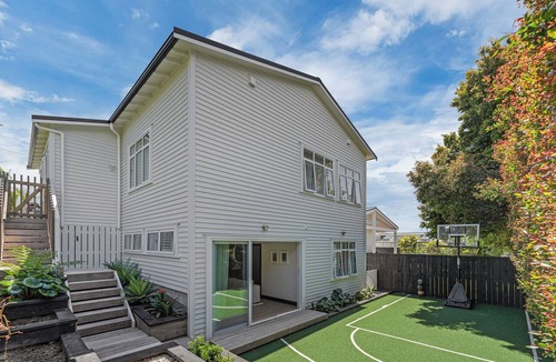 Westmere House | Timeless Style by Bespoke Stays