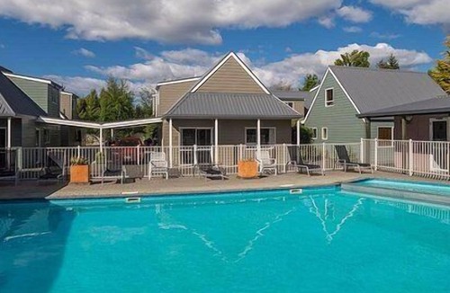 Turangi Hotel | Turangi Leisure Lodge
