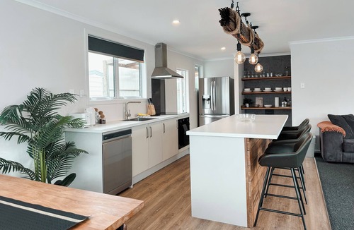 Hokitika House | Two One Two - relaxed and beautifully presented beach house