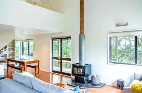 Onetangi House | Two Rooms Onetangi - Onetangi Holiday Home