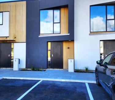 Raumati Beach House | U Suites on Trieste Way