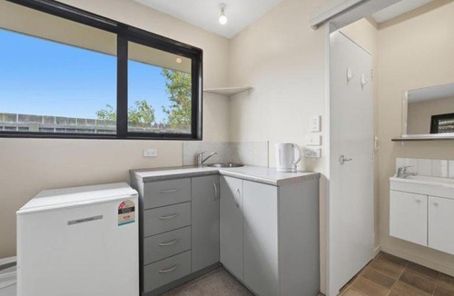 Oxford House | Unfurnished with your own access
