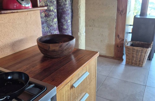 Motueka Valley House | Unique eco home; treehouse retreat.