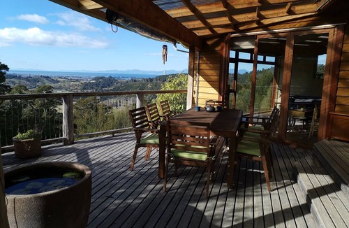 Motueka Valley House | Unique eco home; treehouse retreat.