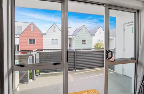 Christchurch City Centre House | Urban Oasis - Christchurch Holiday Home