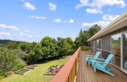 Haruru House | Valley Vista - Paihia Holiday Home