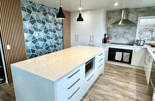 Taupo House | Views @ Four Winds