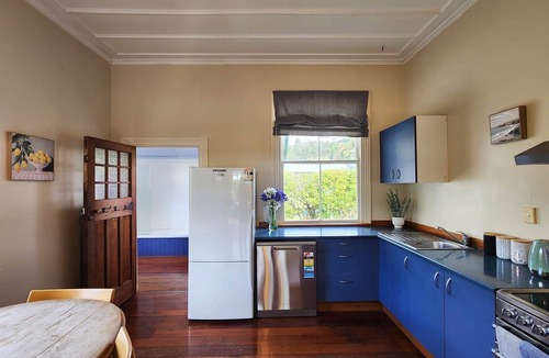 Hahei House | Villa Hahei next to the Kotare Reserve