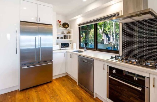 Queenstown Condo | Villa Tuke | Free Parking, Fireplace, BBQ