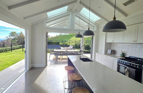 Havelock North House | Village Hideaway with stunning views in Havelock North