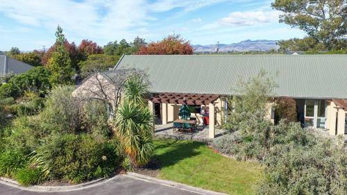 Renwick House | Vintners - Marlborough Holiday Home