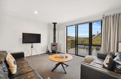 Bannockburn House | Vista Haven - Bannockburn Holiday Home