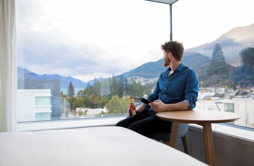 Queenstown City Centre Hotel | voco Queenstown by IHG
