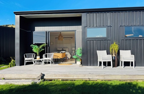Gisborne Apartment | Wainui Beach, Moroccan Retreat