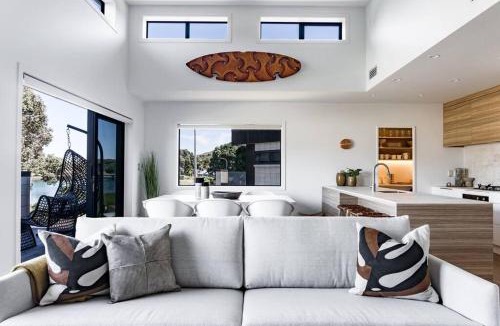 Raglan Apartment | Wainui Townhouses, Two Modern, Waterfront Units