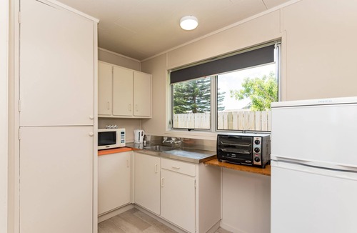 Paihia Cabin | Waitangi Beach Units