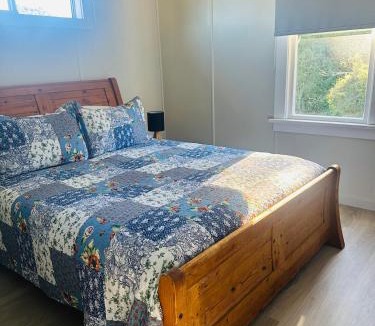 Masterton District House | Waitawhiti Country Retreat - Neils Whare