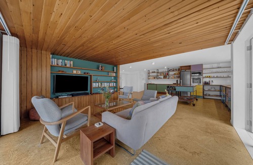 Devonport House | Walk to Village & Ferry is a beautifully designed ground-floor apartment offering the perfect combination of comfort, privacy, and convenience in one of Auckland's most sought-after seaside locations.