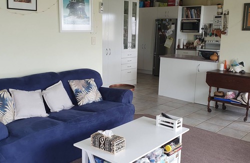 Ngunguru Cottage | Waterfront Cosy Cottage on the beautiful Tutukaka Coast. Sleeps 4. 1 bthrm.