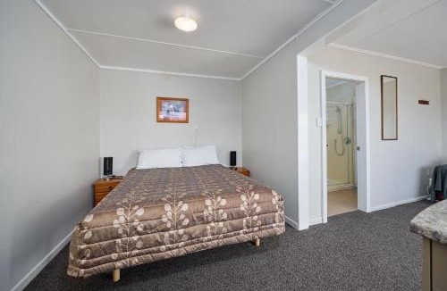 Kaikoura House | Waterfront, Handy Location, Affordable, Unit 6 - KK61646