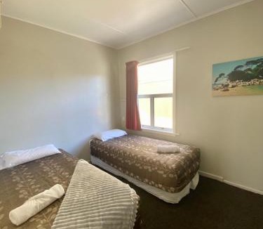 Kaikoura Apartment | Waterfront, Handy Location, Affordable, Unit 7 - KK41647