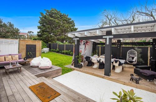 Ngunguru House | Waterfront Sunsets Studio