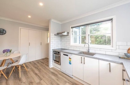 Whanganui House | Welcome to Blue Haven in St John’s - incl pets