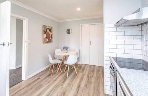 Whanganui House | Welcome to Blue Haven in St John’s - incl pets