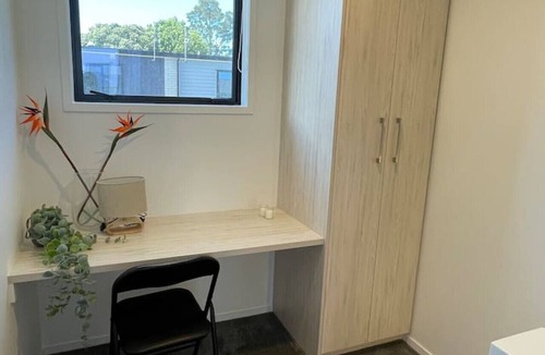 Avondale Apartment | Well-furnished Auckland Stunner