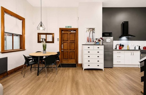Wellington Apartment | Wellington City Loft | Parking + Kitchen
