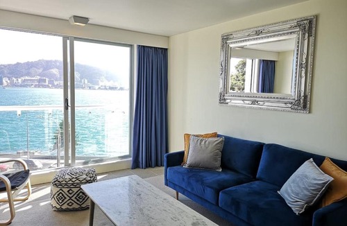 Oriental Bay Apartment | Wellington Waterfront, Exceptional Harbour Views