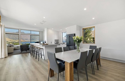 Fernhill House | Whakata on Whitbourn