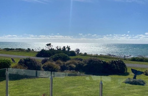 Kakanui House | Whale Inn, Kakanui