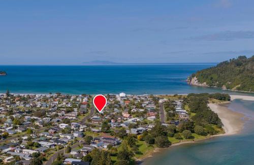 Whangamata House | Whanga Bach - Whangamata Holiday Home