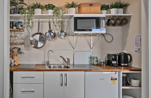 Coromandel House | Wharf Landing: The Studio