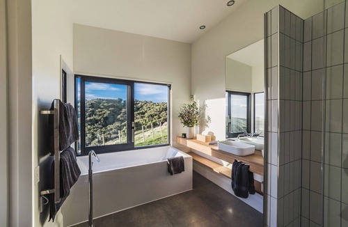 Martinborough Cabin | Whitimanuka Retreat - Your ultimate private getaway with incredible views.